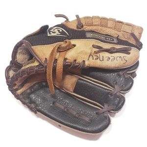 Louisville Slugger Baseball Glove GN14-BN 10.5"